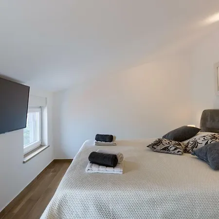 Apartments Dream In Arena 2 Pula Center Free Parking Exterior foto